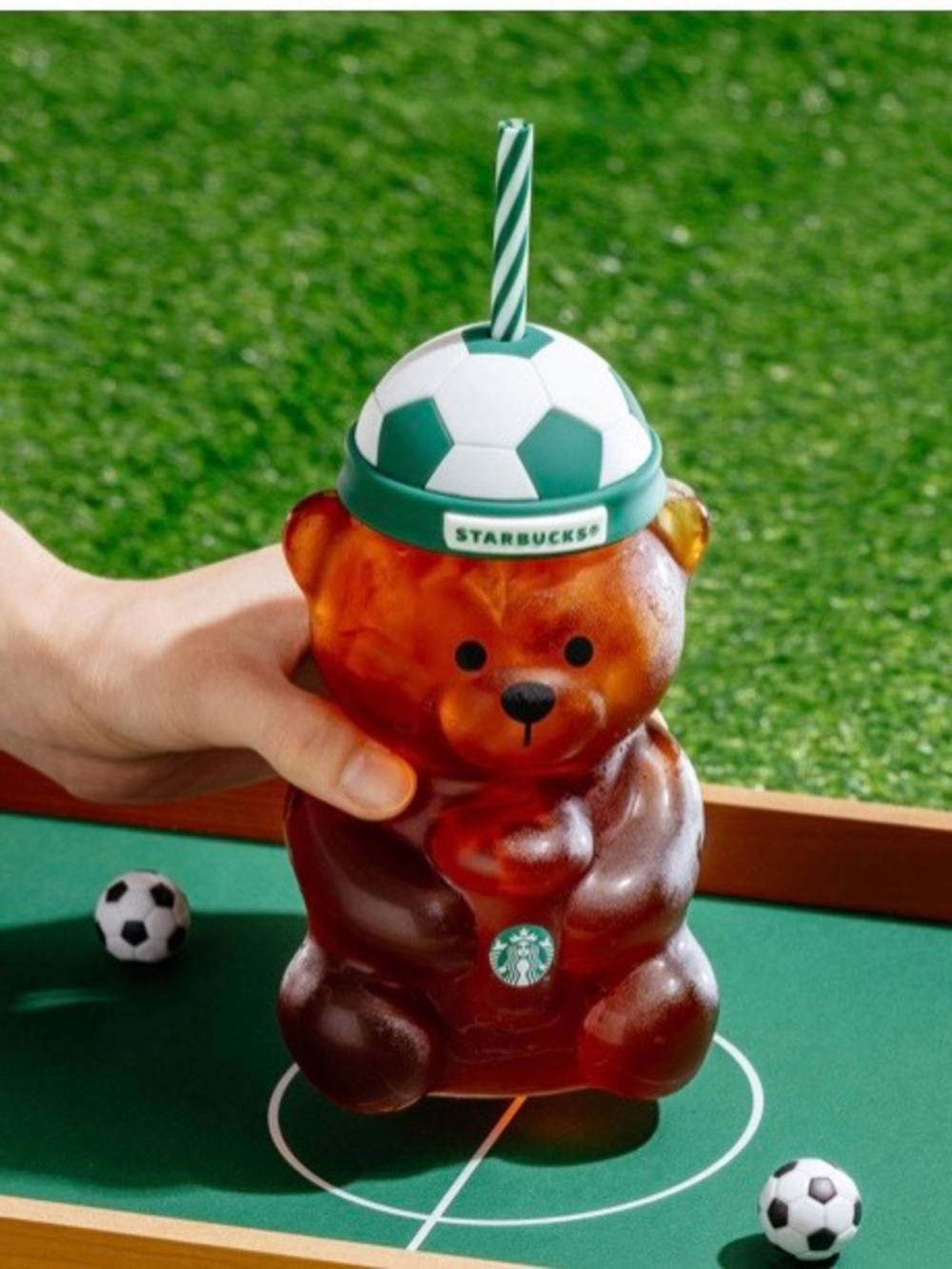2026 New FIFA
World Cup
Starbucks Bearista Bear Glass
Tumbler Football Cup - Picture 4 of 5